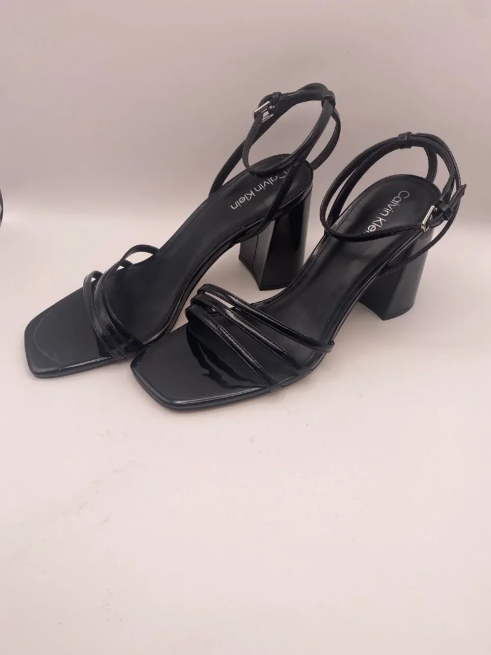 Calvin Klein Womens Quiva Black Strap Heel Sandal Sz 10
